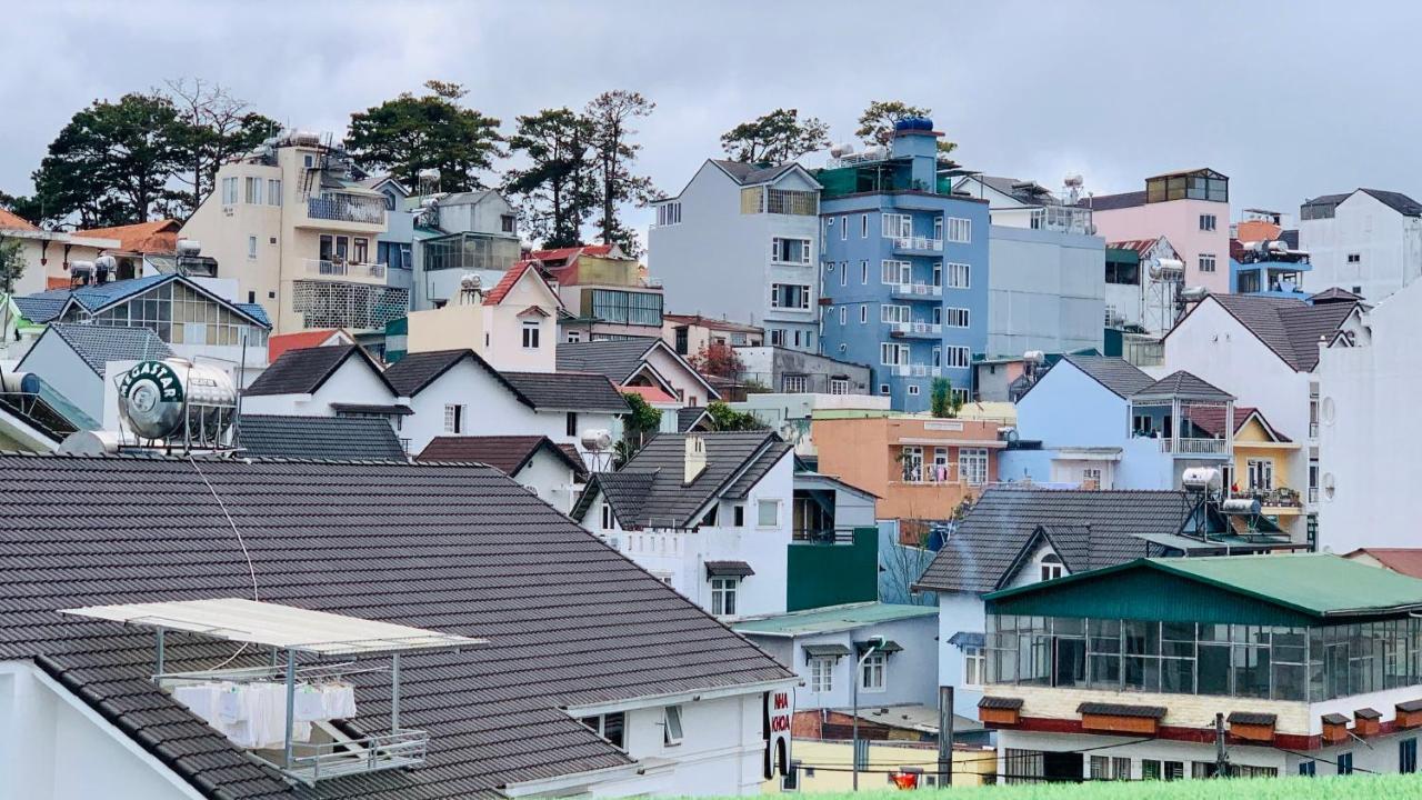 Dalat Stream Hotel-Khach San Dep ดาลัด ภายนอก รูปภาพ