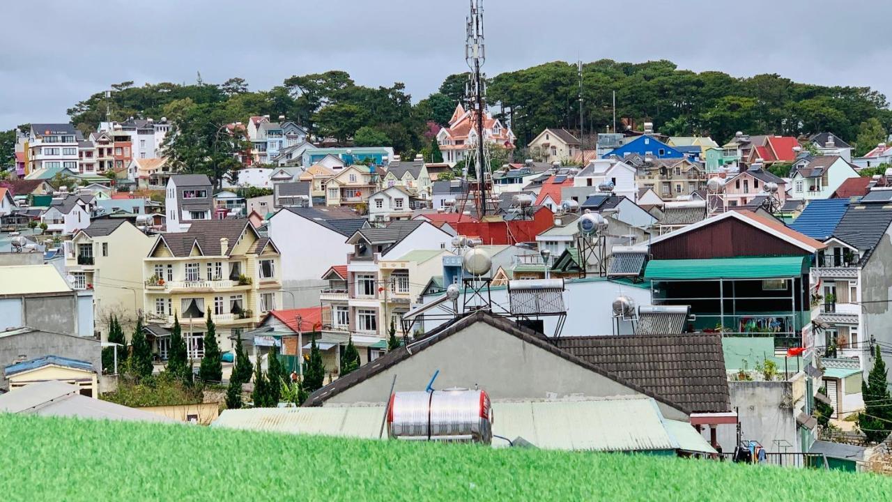 Dalat Stream Hotel-Khach San Dep ดาลัด ภายนอก รูปภาพ