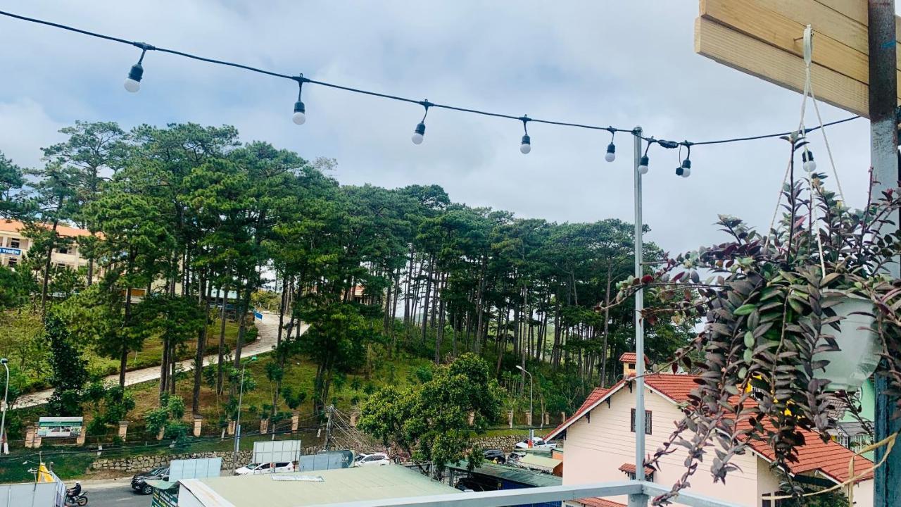 Dalat Stream Hotel-Khach San Dep ดาลัด ภายนอก รูปภาพ