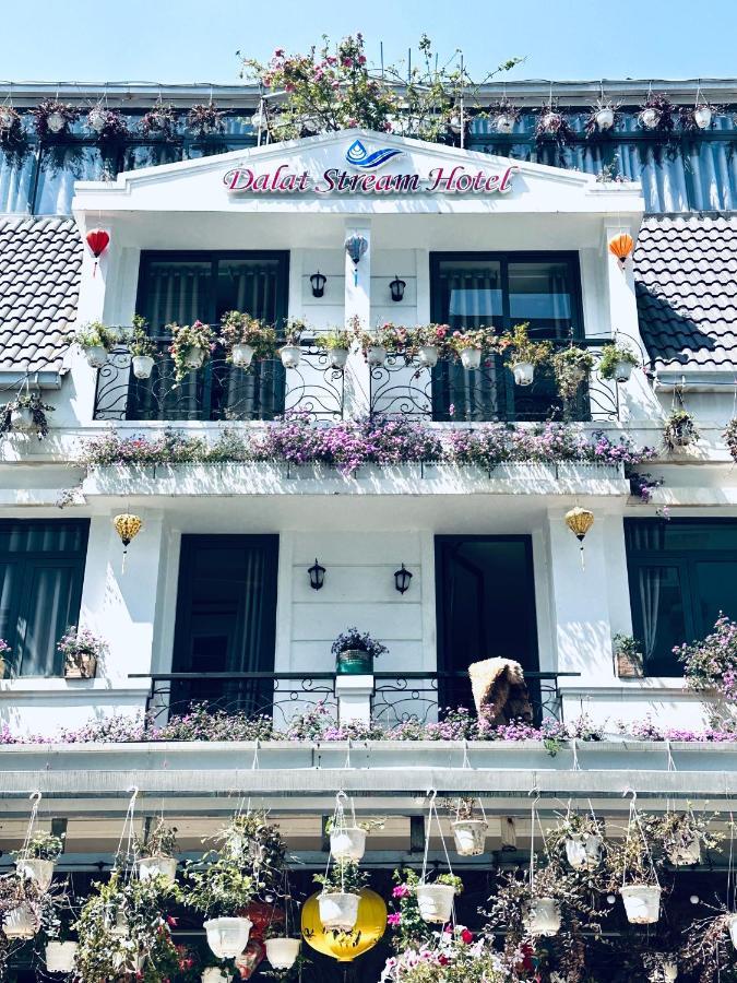 Dalat Stream Hotel-Khach San Dep ดาลัด ภายนอก รูปภาพ