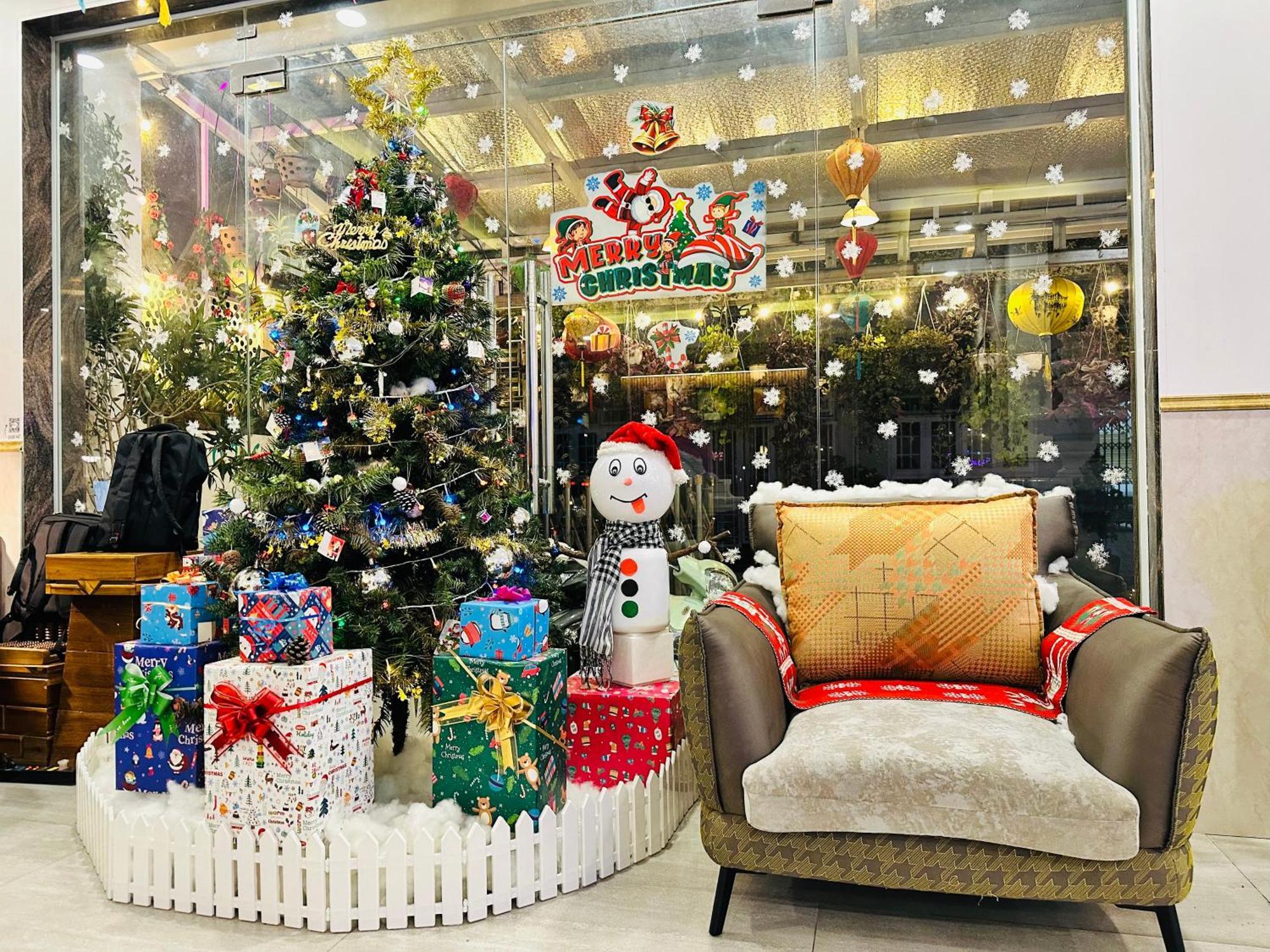 Dalat Stream Hotel-Khach San Dep ดาลัด ภายนอก รูปภาพ